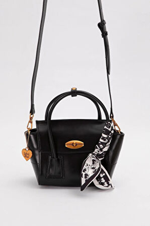 Küçük Ve Şık  Uzun Askılı Kadın Omuz Ve El Çantası 930459 Siyah