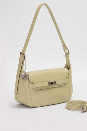 Yeşil Kalp Aksesuar Detaylı Omuz Çantası