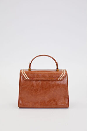 Otantik Fayton Metal Logo ve Nakış Detaylı Orta Boy Kadın El ve Omuz Çantası LV930574 Camel