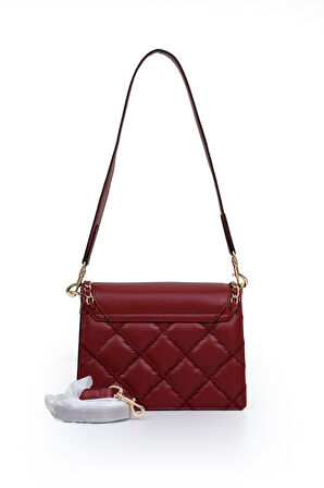 İki Bölmeli Kapitone ve Zincir Detaylı Kapaklı Uzun Askılı Orta Boy Kadın Omuz Çantası LV930579 Bordo