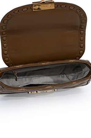 Kapitone Nakış ve Zincir Örgü Detaylı Uzun Askılı Orta Boy Kadın El ve Omuz Çantası LV930582 Kahverengi