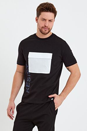 Erkek Resist Baskılı Cepli T-Shirt