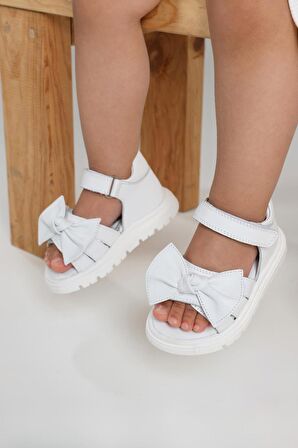 Katty  Çift Cırtlı Fiyonk Detaylı Hakiki Deri Kız Bebek Sandalet Beyaz