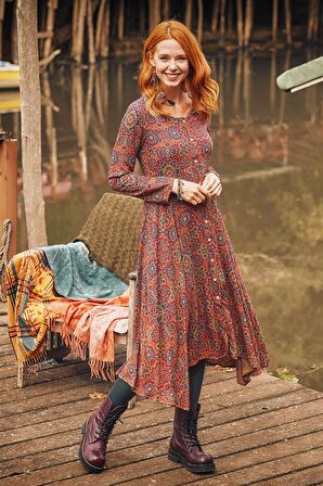 Desenli Uzun Kollu Asimetrik Kesim Kışlık Kadın Elbise