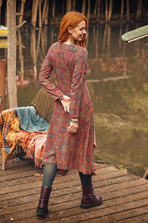 Desenli Uzun Kollu Asimetrik Kesim Kışlık Kadın Elbise
