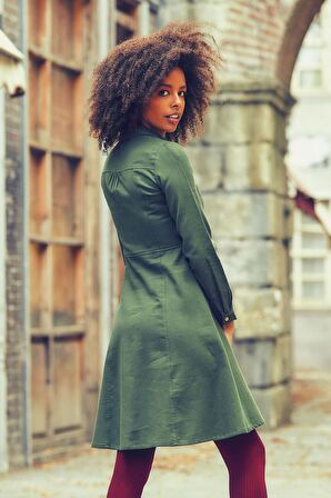 Düğmeli Uzun Kollu Diz Boyu Gömlek Elbise