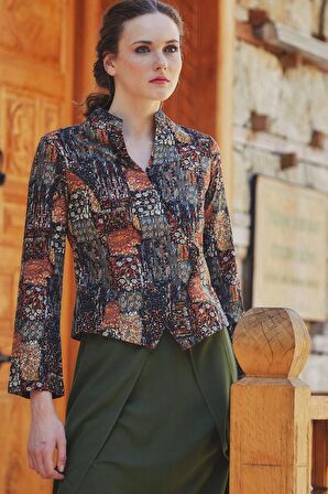 Çapraz Düğmeli Hakim Yaka Kadın Ceket Bluz