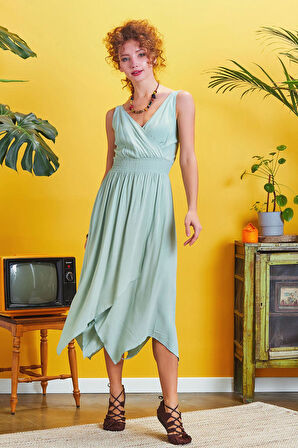 Kruvaze Yaka Etek Katlı Bohem Şık Elbise