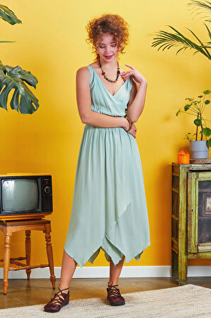 Kruvaze Yaka Etek Katlı Bohem Şık Elbise