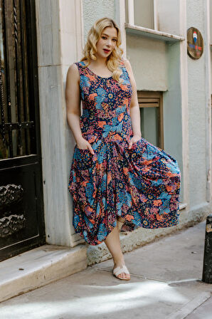 Mavi Desenli Kayık Yaka Asimetrik Kesim Elbise