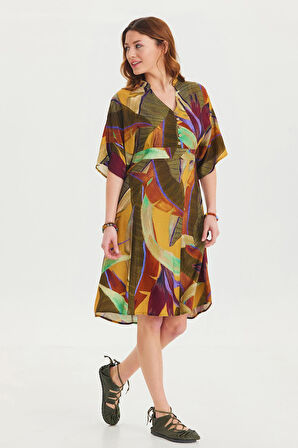 Düğme Detaylı V Yaka Yarım Kol Yazlık Elbise