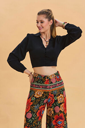 Gömlek Yaka Düğme Detaylı Crop Bluz