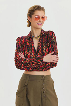 Gömlek Yaka Düğme Detaylı Crop Bluz