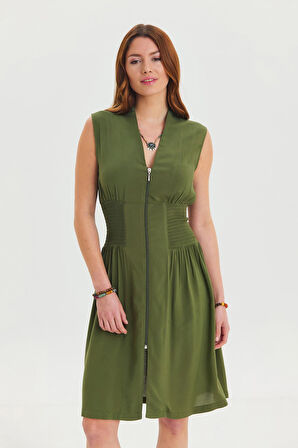 Dik Yaka Fermuar Detaylı Yazlık Elbise