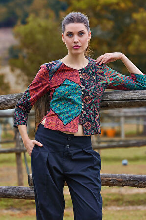 Bisiklet Yaka Yarım Kollu Düğme Detaylı Kışlık Bluz