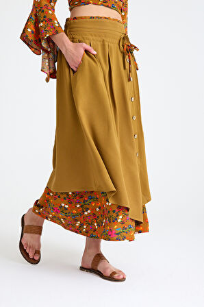 Bohem Tarz Düğme Detaylı Kloş Etek