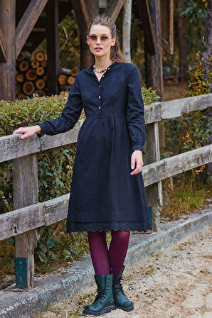 Hakim Yaka Beli Lastikli Dantelli Kışlık Elbise