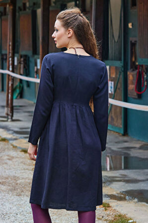 V Yaka Düğme Detaylı Fermuar Kapamalı Uzun Kollu Elbise