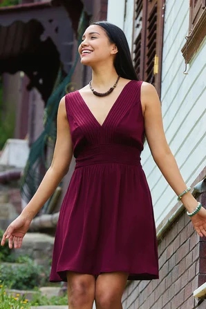 V Yaka Beli Gipeli Mini Elbise