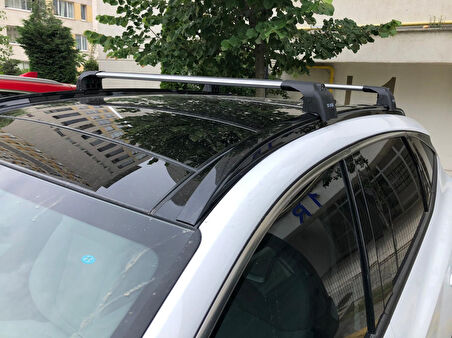 Subaru Solterra Tavan Ara Atkısı Tavan Sistemleri Siyah