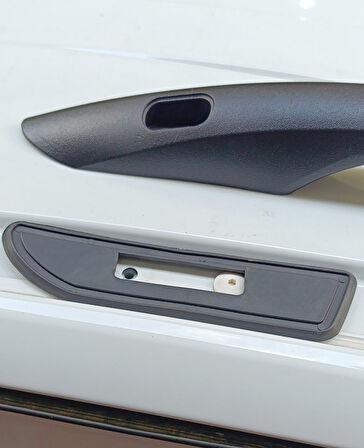 Renault Kangoo Uzun Şase 2021-2025 Araç Üstü Alüminyum Tavan Yan Rayları Plus Serisi - Siyah