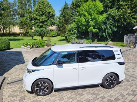 Volkswagen Id. Buzz Uzun Şase Araç Üstü Alüminyum Tavan Yan Rayları Plus Serisi - Siyah