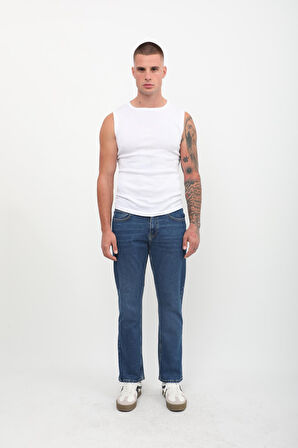 Erkek Straight Fit Normal Bel Rahat Kesim Düz Paça Koyu Mavi Jean Pantolon