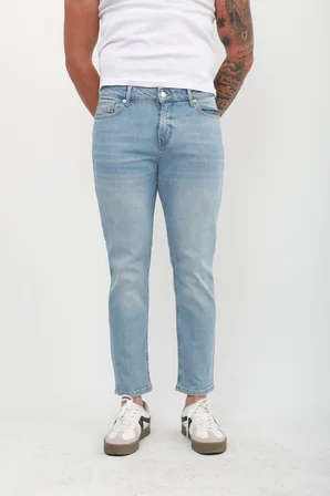 Erkek Slim Fit Normal Bel Düz Kesim Dar Paça Likralı Açık Mavi Jean Pantolon