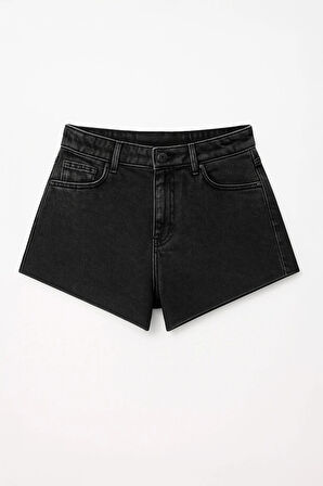 Kadın Yüksek Bel Püsküllü Paça Jean Şort