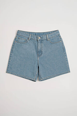 Kadın Yüksek Bel Rahat Kesim Jean Şort