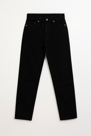 Kadın Yüksek Bel Mom Fit Siyah Jean Pantolon
