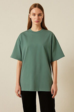 Kadın Bisiklet Yaka Oversize %100 Pamuk T-Shirt