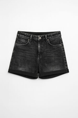 Kadın Yüksek Bel Paçası Katlı Mom Jean Şort