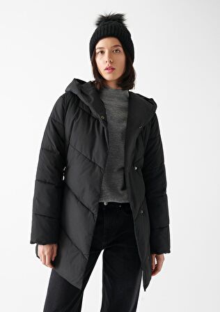 Mavi Kapüşonlu Siyah Parka 1110045-900