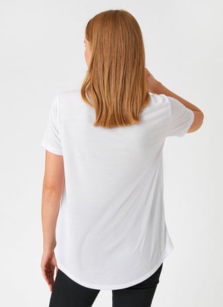 Koton 2SAK50068EK Yuvarlak Yaka Kısa Kollu Normal Kalıp Beyaz Kadın T-Shirt