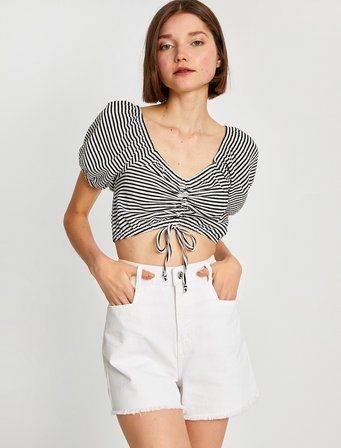 Büzgülü Crop Tişört
