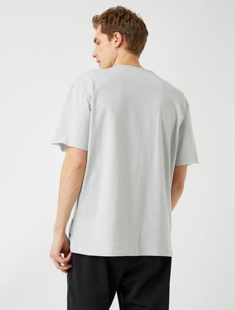 Oversize Tişört Etiket Detaylı