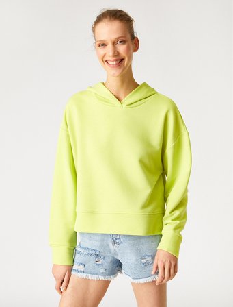 Uzun Kollu Kapüşonlu Sweatshirt