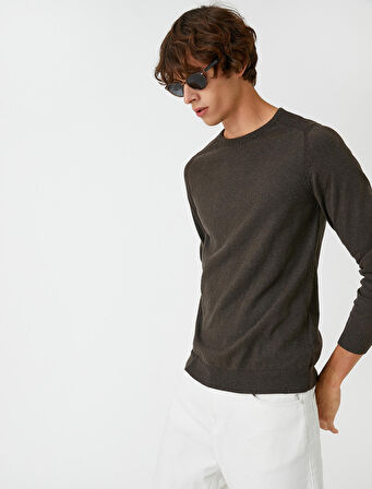 Basic Triko Kazak Bisiklet Yaka Dar Kesim