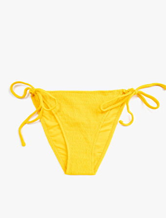 Bikini Altı Yanları Bağlama Detaylı