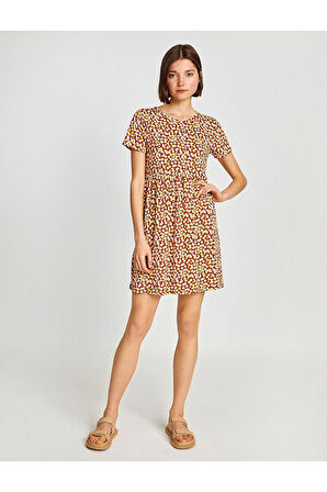 Kısa Kollu Mini Elbise