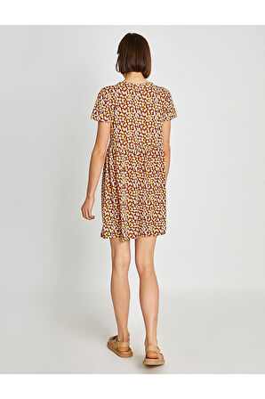 Kısa Kollu Mini Elbise