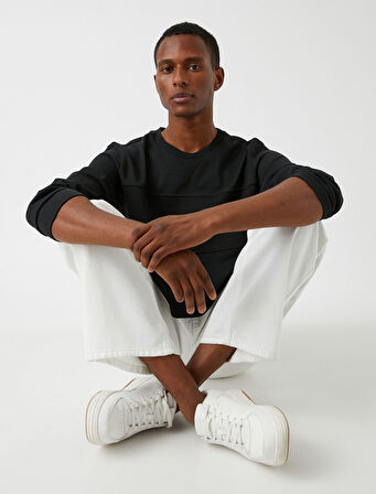 Bisiklet Yaka Sweatshirt Dokulu Şardonlu