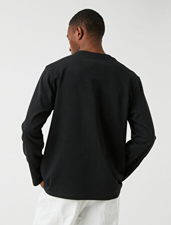 Bisiklet Yaka Sweatshirt Dokulu Şardonlu