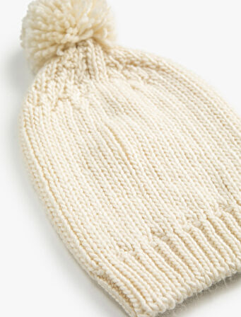 Ponpon Detaylı Bere