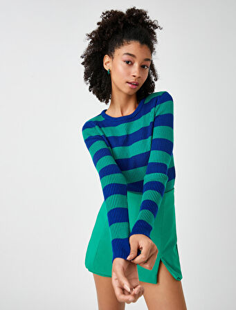 Yuvarlak Yaka Triko Kazak