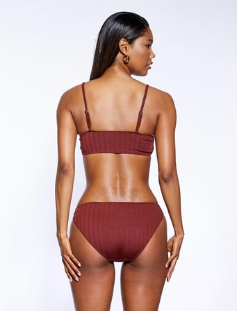 Bikini Üstü Dokulu İnce Askılı Kaplı