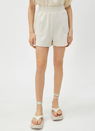 Koton Lastikli Bel Standart Bej Kadın Şort 3SAK70004EK