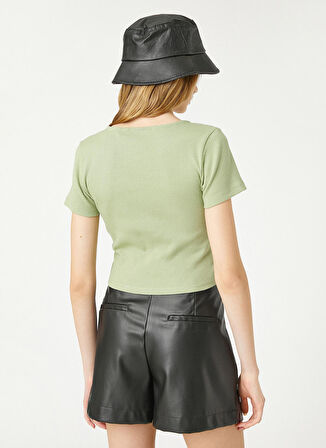 Koton V Yaka Düz Yeşil Kadın T-Shirt 3SAL10124IK