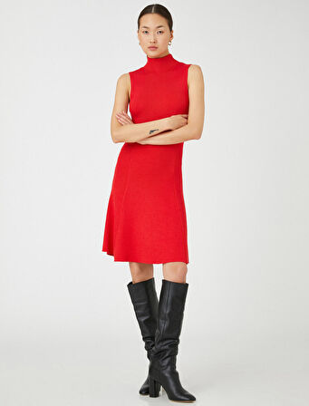 Kolsuz Kısa Triko Elbise Balıkçı Yaka